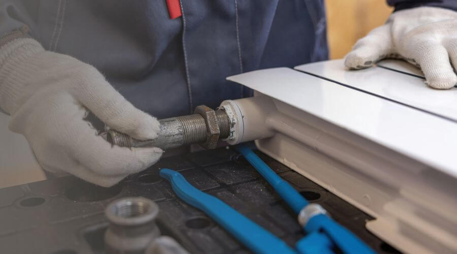 Professional water heater repair services in Oil City, LA